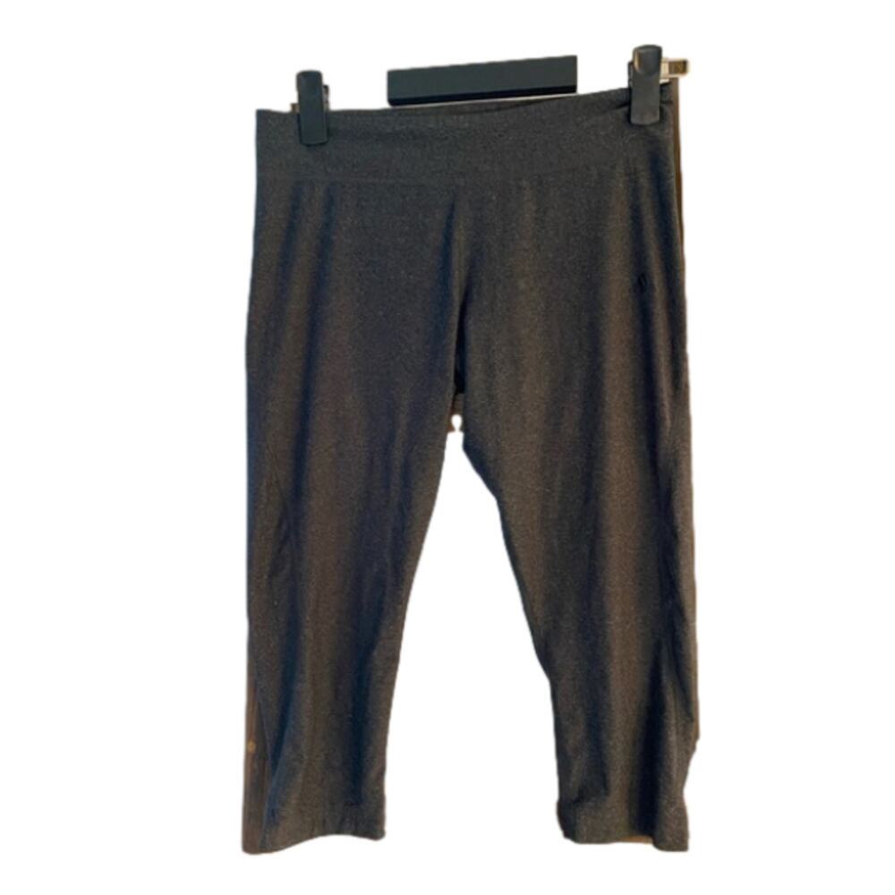 𝅺Adidas Climalite Lightweight Active Workout Capri‎ Leggings Charcoal Size M